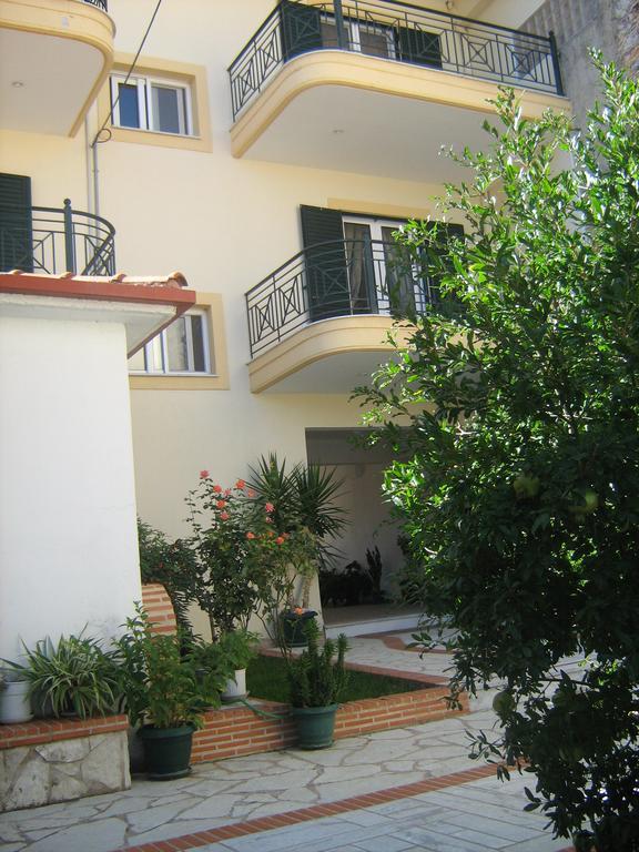 Appartement Filoxenia à Levídhion Extérieur photo